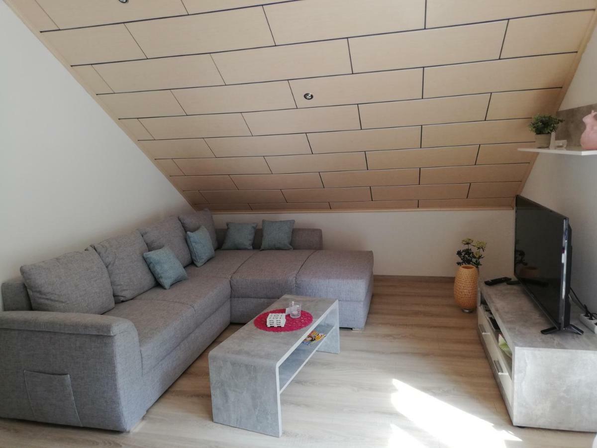 Ferienwohnung An Der Lay Wohnung 2 Bach  المظهر الخارجي الصورة